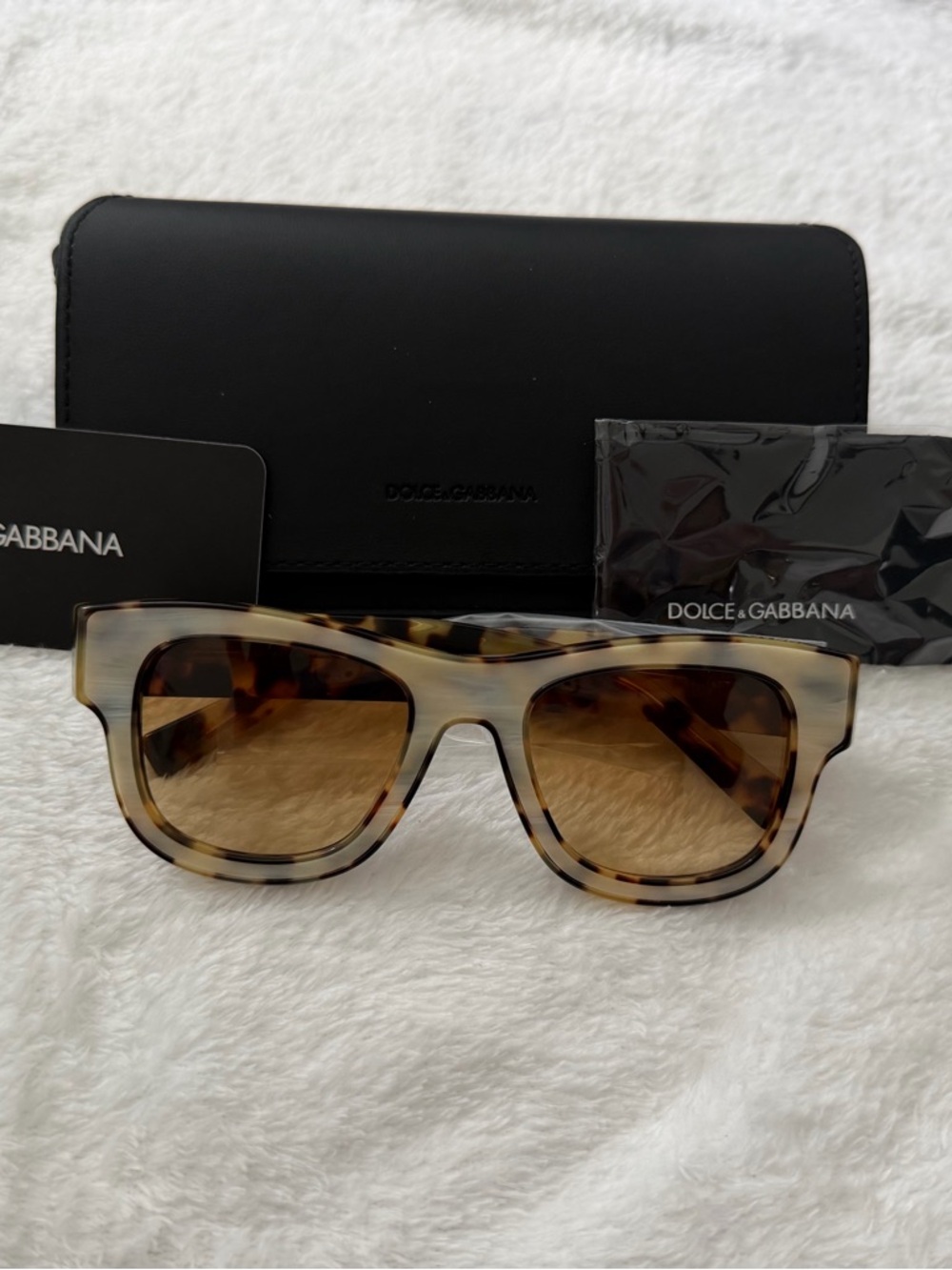 Dolce & Gabbana Tortoiseshell Acetate Sunglasses - Brown Lenses
